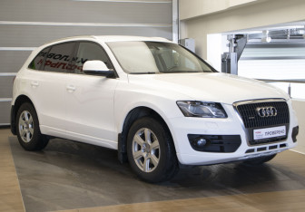 Подержанный автомобиль Audi Q5 2011 года (3 фото)