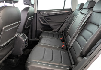 Подержанный автомобиль Volkswagen Tiguan 2017 года (18 фото)