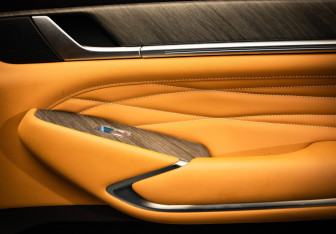 Подержанный автомобиль Tank 500 2023 года (24 фото)