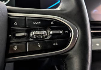 Подержанный автомобиль Omoda C5 2023 года (30 фото)