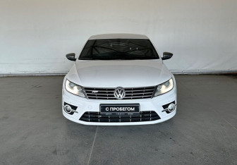 Подержанный автомобиль Volkswagen Passat CC 2012 года (2 фото)