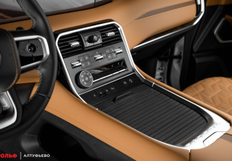 Новый Nissan Patrol 2025 (11 фото)