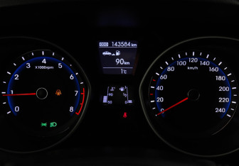 Подержанный автомобиль Hyundai i30 Hatchback 2012 года (11 фото)