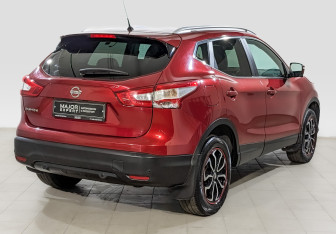 Подержанный автомобиль Nissan Qashqai 2014 года (5 фото)