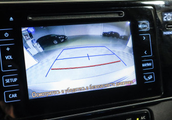 Подержанный автомобиль Toyota Corolla Sedan 2016 года (9 фото)