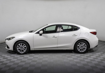 Подержанный автомобиль Mazda 3 Sedan 2014 года (8 фото)