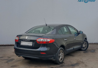 Подержанный автомобиль Renault Fluence 2012 года (5 фото)