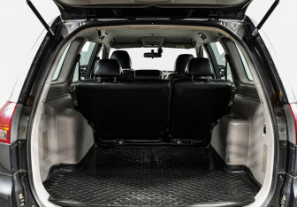 Подержанный автомобиль Mitsubishi Pajero Sport 2013 года (14 фото)