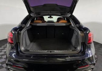 Подержанный автомобиль BMW X6 2016 года (9 фото)