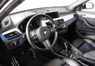 Подержанный автомобиль BMW X2 2021 года (12 фото)