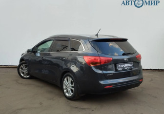 Подержанный автомобиль Kia Ceed Wagon 2013 года (7 фото)