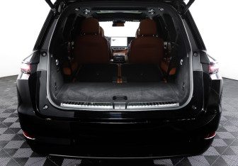 Подержанный автомобиль LiXiang L9 2023 года (10 фото)