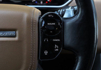 Подержанный автомобиль Land Rover Range Rover 2020 года (35 фото)