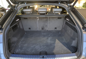 Новый Audi Q8 2025 (8 фото)