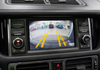 Подержанный автомобиль Land Rover Range Rover 2012 года (20 фото)