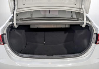 Подержанный автомобиль Hyundai Solaris Sedan 2021 года (10 фото)