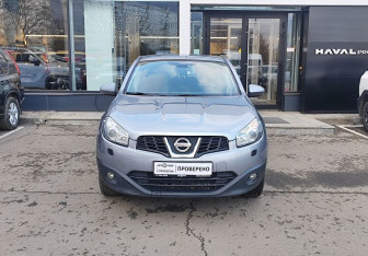 Подержанный автомобиль Nissan Qashqai 2011 года (2 фото)