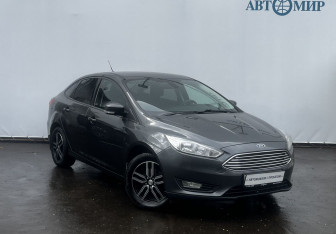 Подержанный автомобиль Ford Focus Sedan 2019 года (3 фото)