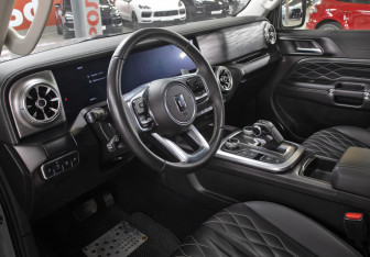 Подержанный автомобиль Tank 300 2023 года (16 фото)