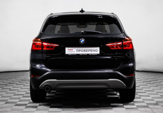 Подержанный автомобиль BMW X1 2018 года (6 фото)