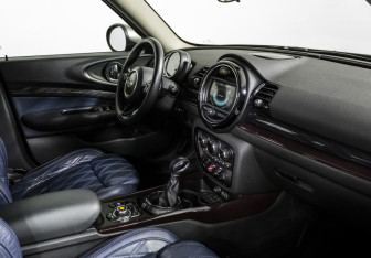 Подержанный автомобиль MINI Clubman Wagon 2016 года (9 фото)