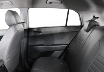 Подержанный автомобиль Hyundai Creta 2017 года (12 фото)