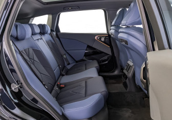 Новый BMW X3 2025 (12 фото)