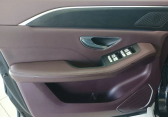 Подержанный автомобиль Jetour X90 2023 года (15 фото)