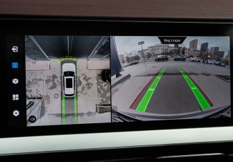 Подержанный автомобиль Geely Monjaro 2023 года (26 фото)