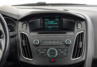 Подержанный автомобиль Ford Focus Hatchback 2018 года (17 фото)