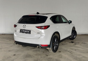 Подержанный автомобиль Mazda CX-5 2018 года (6 фото)