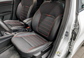 Подержанный автомобиль Renault Arkana 2021 года (21 фото)