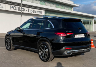 Подержанный автомобиль Mercedes-Benz GLC Coupe 2023 года (7 фото)