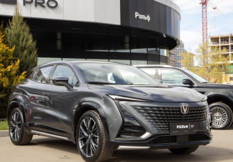 Подержанный автомобиль Changan UNI-T 2023 года (2 фото)