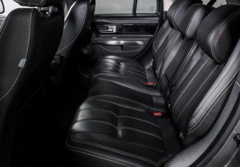 Подержанный автомобиль Land Rover Range Rover Sport 2009 года (10 фото)