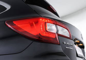 Подержанный автомобиль Subaru Outback Wagon 2017 года (23 фото)