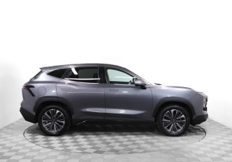 Подержанный автомобиль Jetour Dashing 2023 года (4 фото)