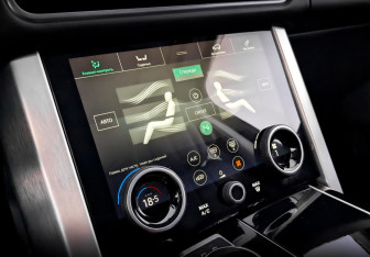 Подержанный автомобиль Land Rover Range Rover 2018 года (30 фото)