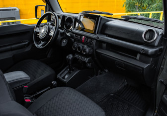 Подержанный автомобиль Suzuki Jimny 2021 года (7 фото)