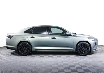 Подержанный автомобиль Geely Preface 2024 года (4 фото)