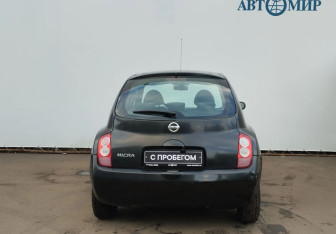 Подержанный автомобиль Nissan Micra Hatchback 2005 года (6 фото)