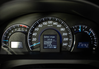 Подержанный автомобиль Toyota Camry Sedan 2012 года (12 фото)