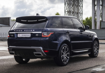 Подержанный автомобиль Land Rover Range Rover Sport 2018 года (5 фото)