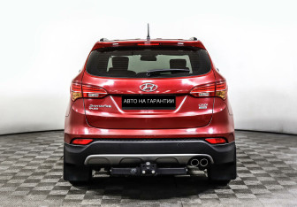 Подержанный автомобиль Hyundai Santa Fe 2013 года (4 фото)