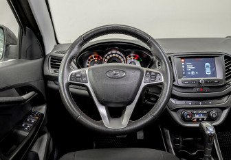 Подержанный автомобиль LADA (ВАЗ) Vesta Sedan 2022 года (22 фото)