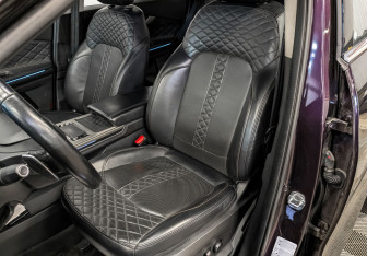 Подержанный автомобиль Exeed TXL 2022 года (19 фото)