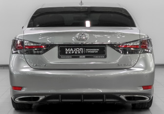 Подержанный автомобиль Lexus GS 2018 года (6 фото)