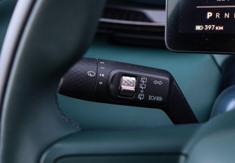 Подержанный автомобиль Zeekr X 2023 года (26 фото)