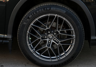 Подержанный автомобиль Lexus RX 2019 года (28 фото)