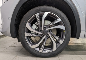 Новый Geely Monjaro 2025 (7 фото)